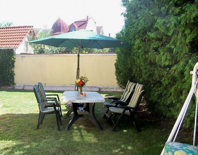 Akacia Apartment - Free Inside Parking, 2 Bedrooms, Garden, Next To Centre Budapest Bilik gambar